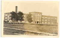 scottsbluff_ne_highschool.jpg (53895 bytes)